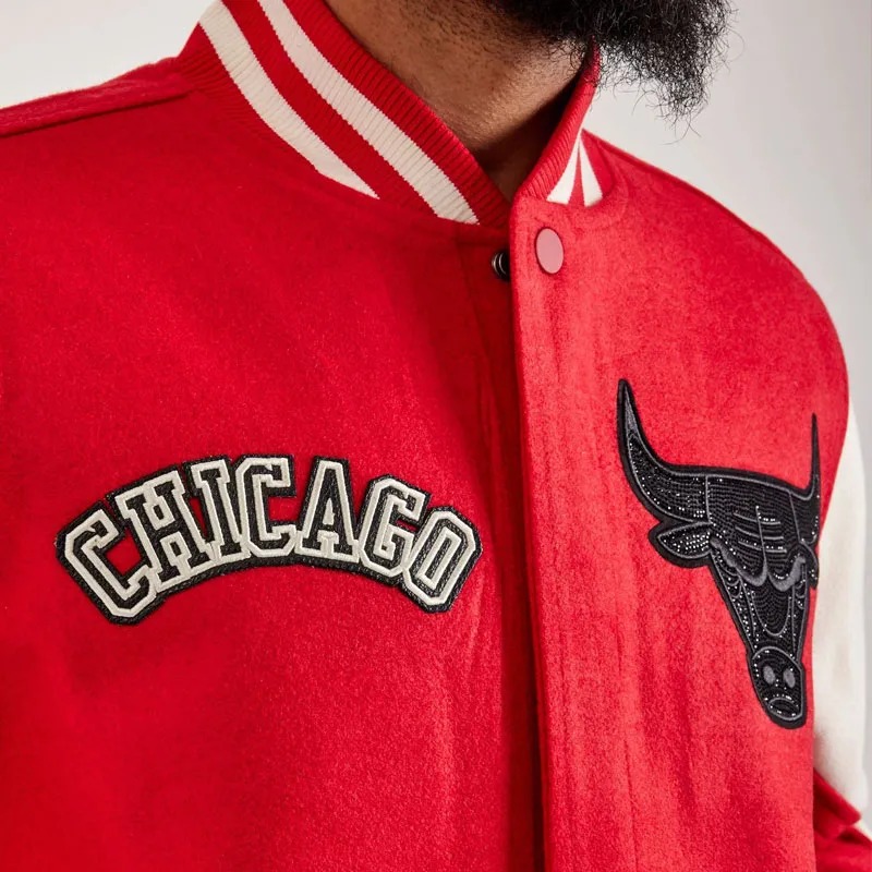 chicago-bulls-red-and-white-letterman-wool-jacket