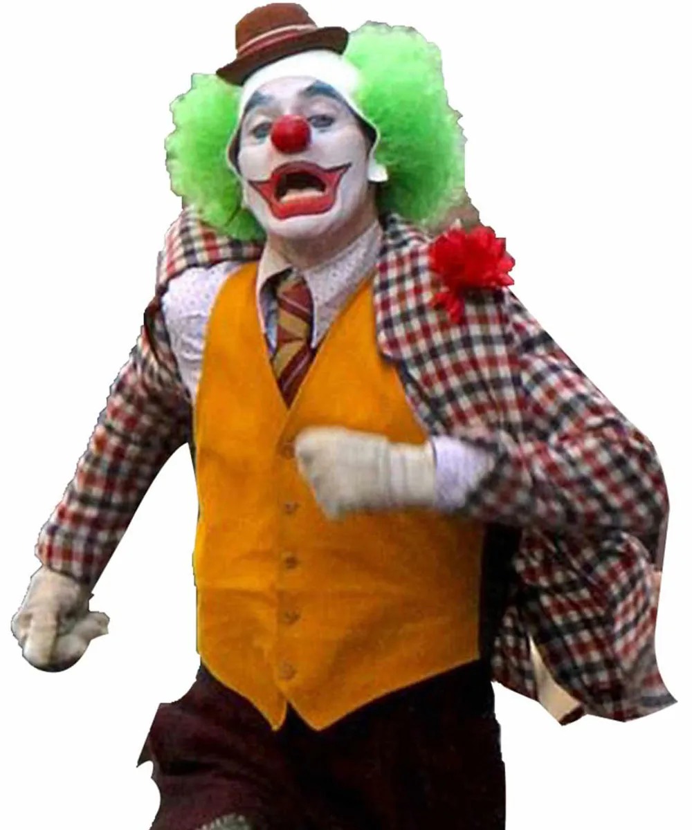 joaquin-phoenix-yellow-vest