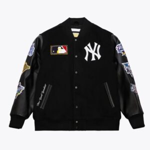 new-york-yankees-black-out-varsity-jacket