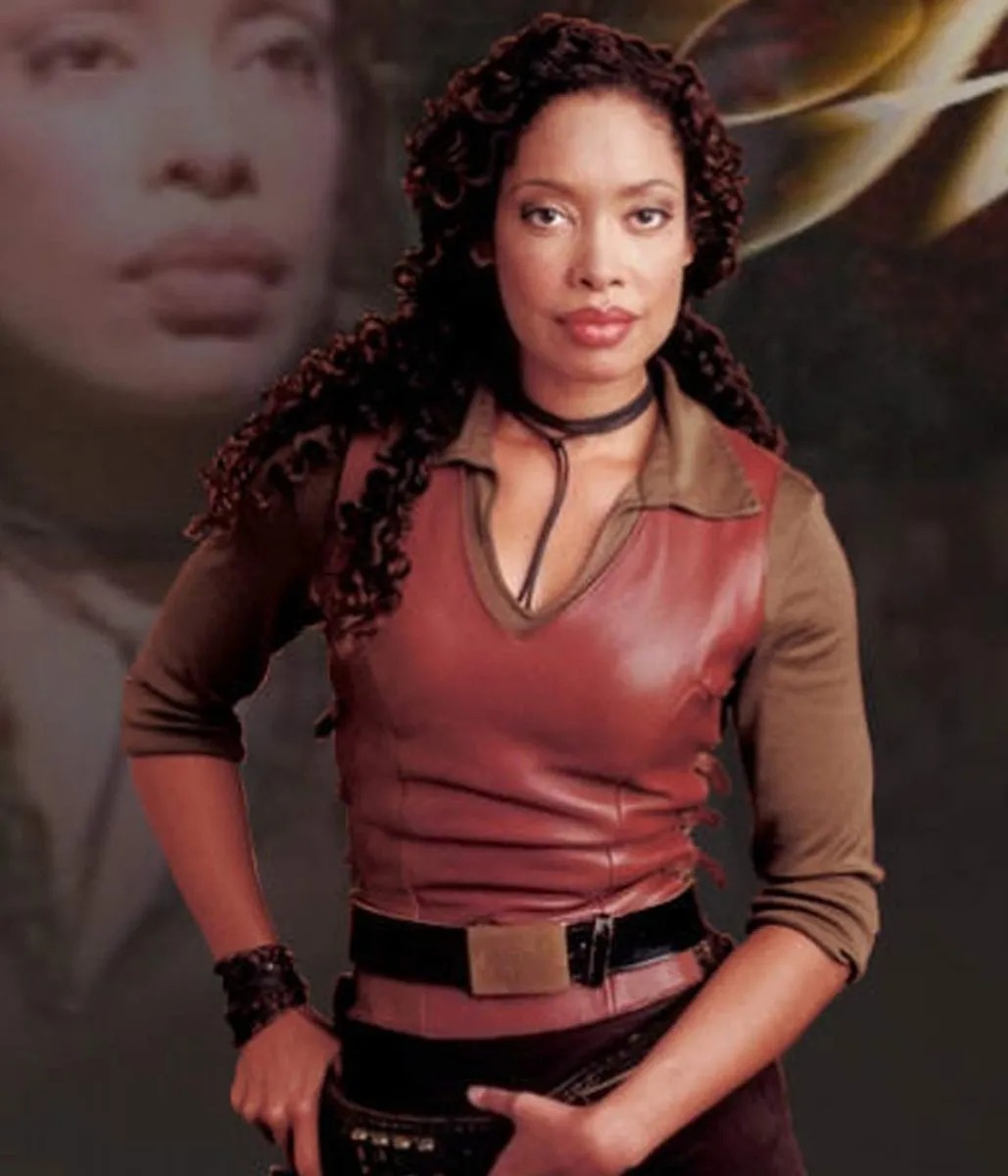 zoe-washburne-maroon-vest-scaled